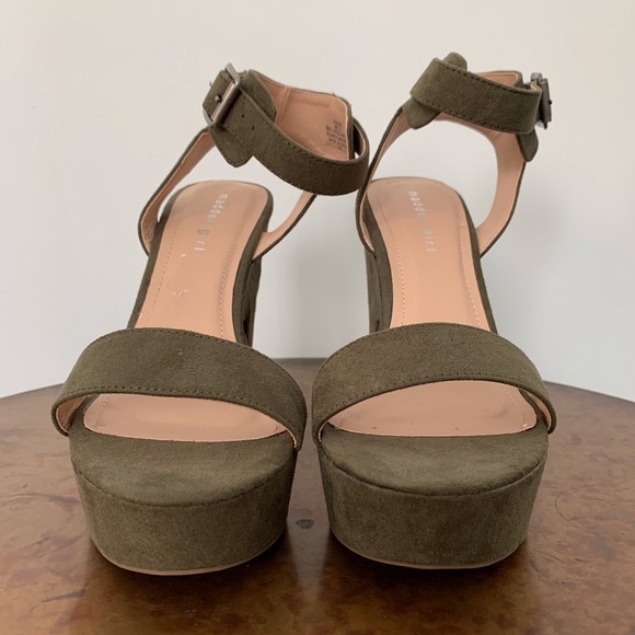 Madden Girl Platform Heel - Picture 2 of 6
